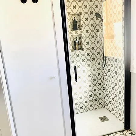 Little Apartamento