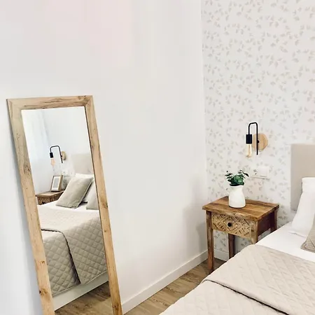 Little Apartment *